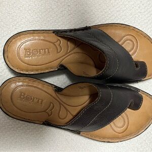 Born Women’s Dark Brown Leather Flip-Flops